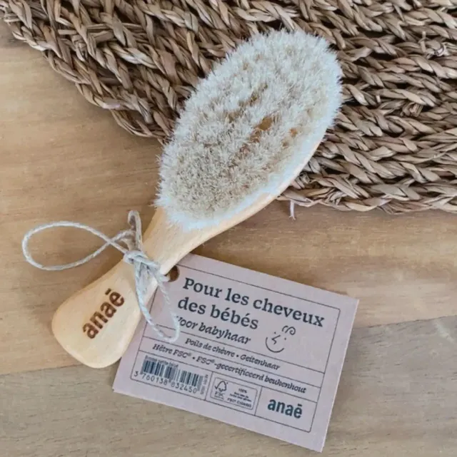 Anaé brosse bébé bois de hêtre soies naturelles 13 cm