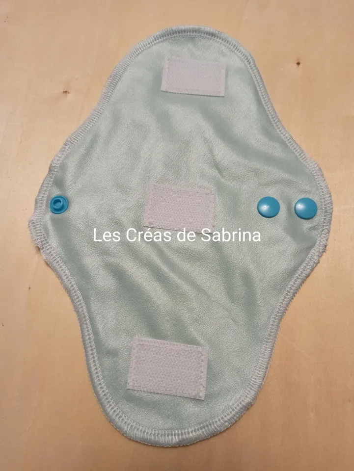 Les Créas de Sabrina Base Jour base serviette lavable imperméable