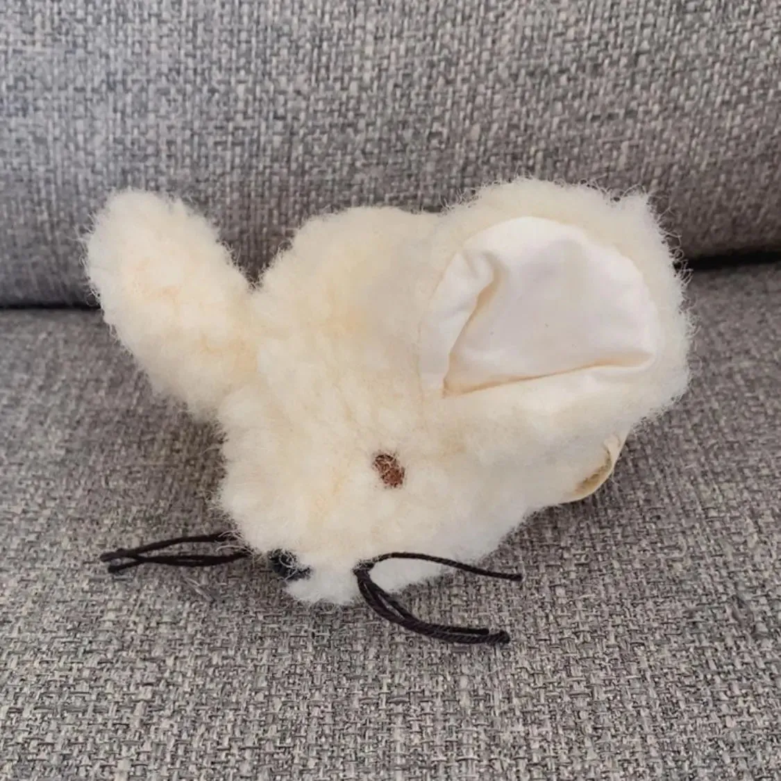 Sassoupi petite souris laine vierge doudou