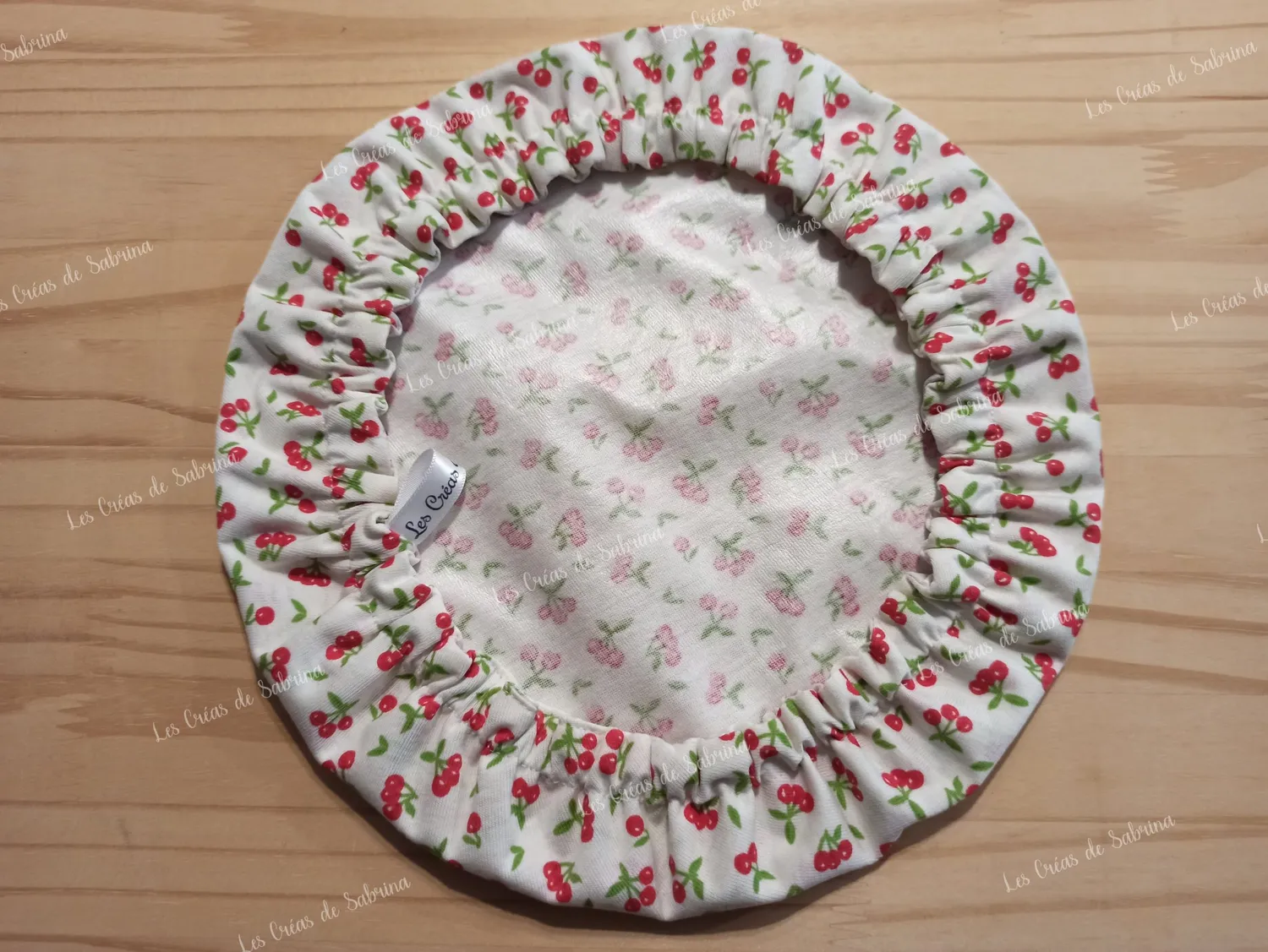 Les Créas de Sabrina Charlotte à plat Cerises