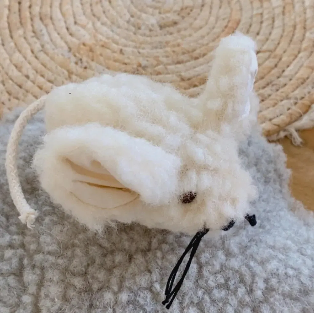 Sassoupi petite souris laine vierge doudou