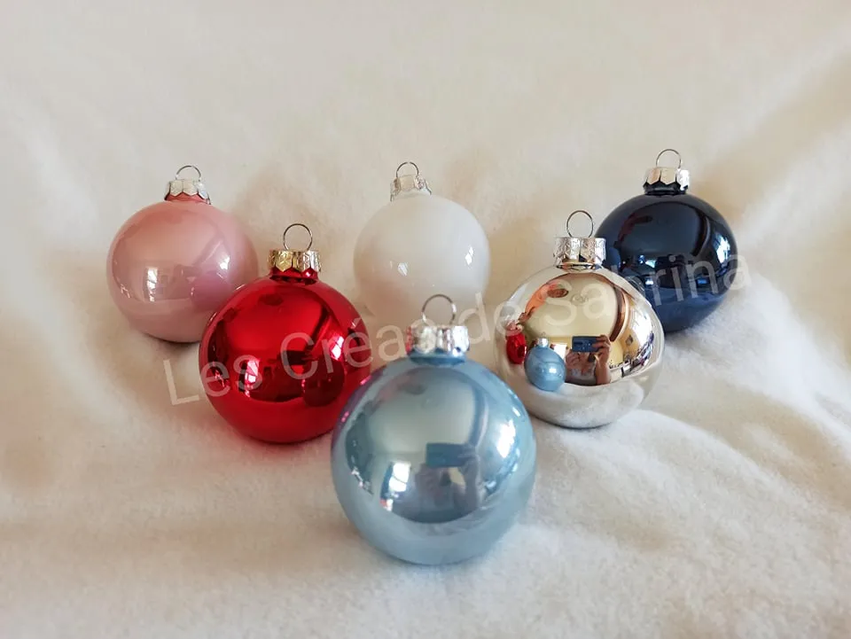 Les Créas de Sabrina boule de Noël personnalisée verre prénom