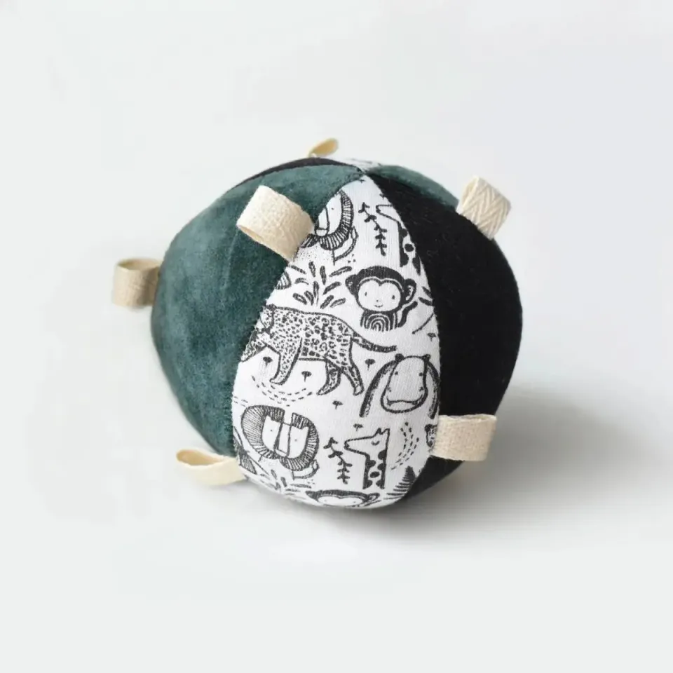 Wee Gallery balle sensorielle coton bio 10cm