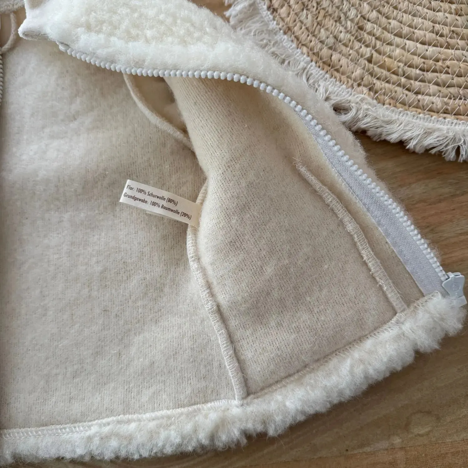 Sassoupi gilet en laine pour enfant sans manches