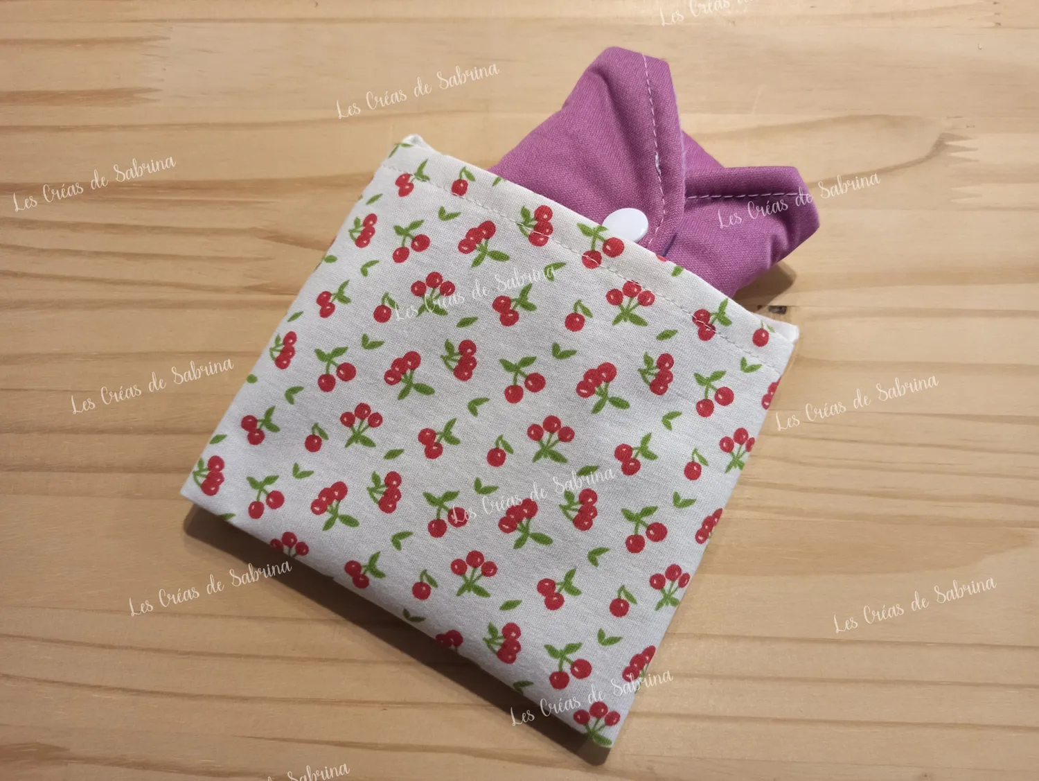 Les Créas de Sabrina Cerises pochette savon imperméable 12x15 cm