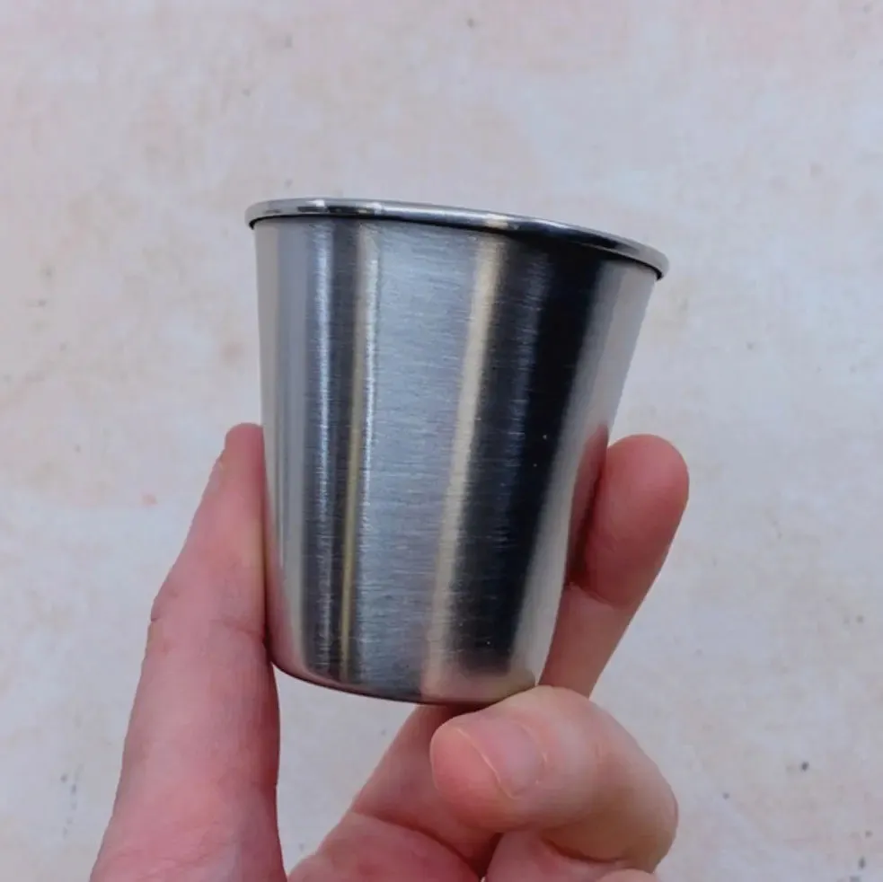 Joli Monde mini timbale bébé en inox 18/8, 75 ml