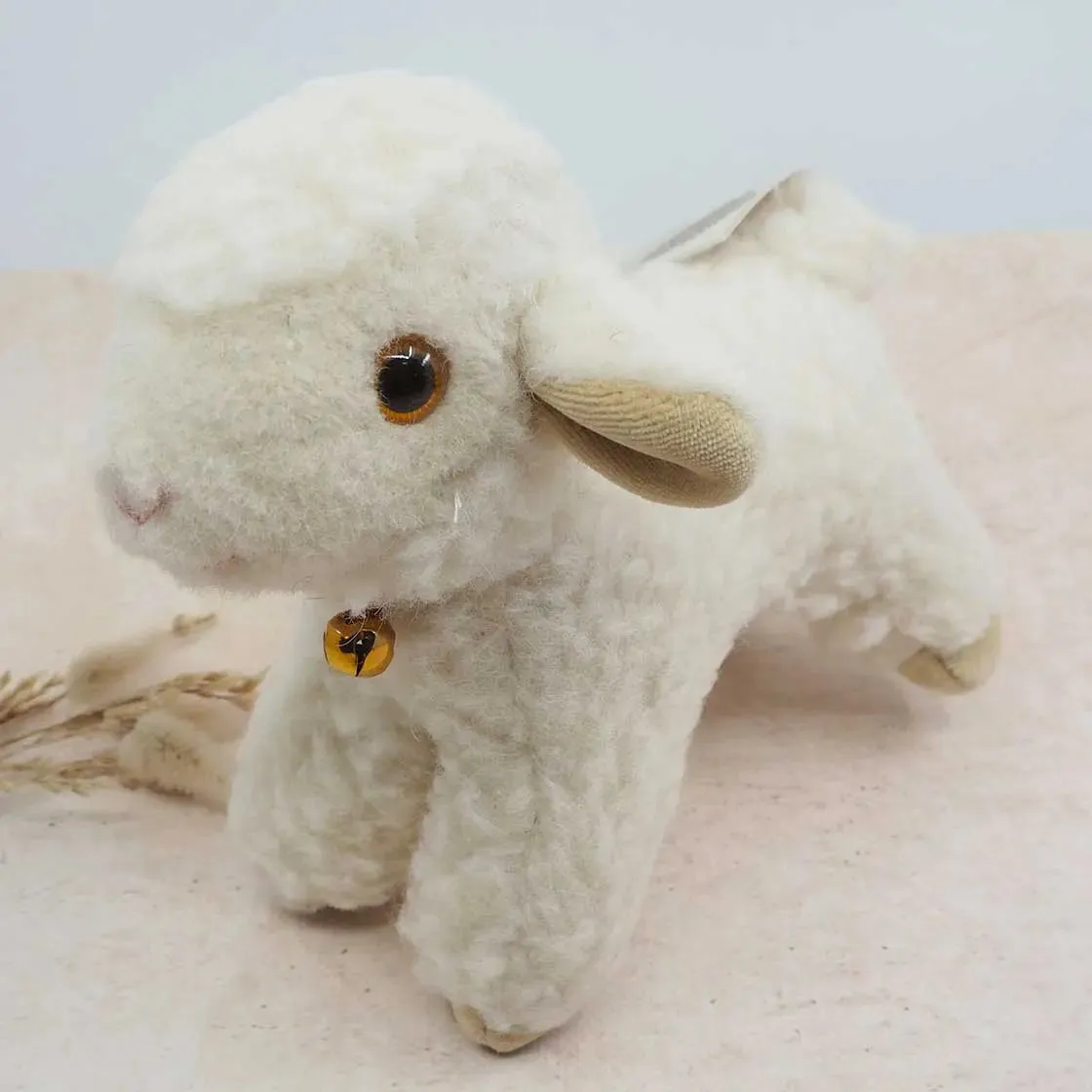 Saling peluche agneau pure laine vierge clochette 21 cm