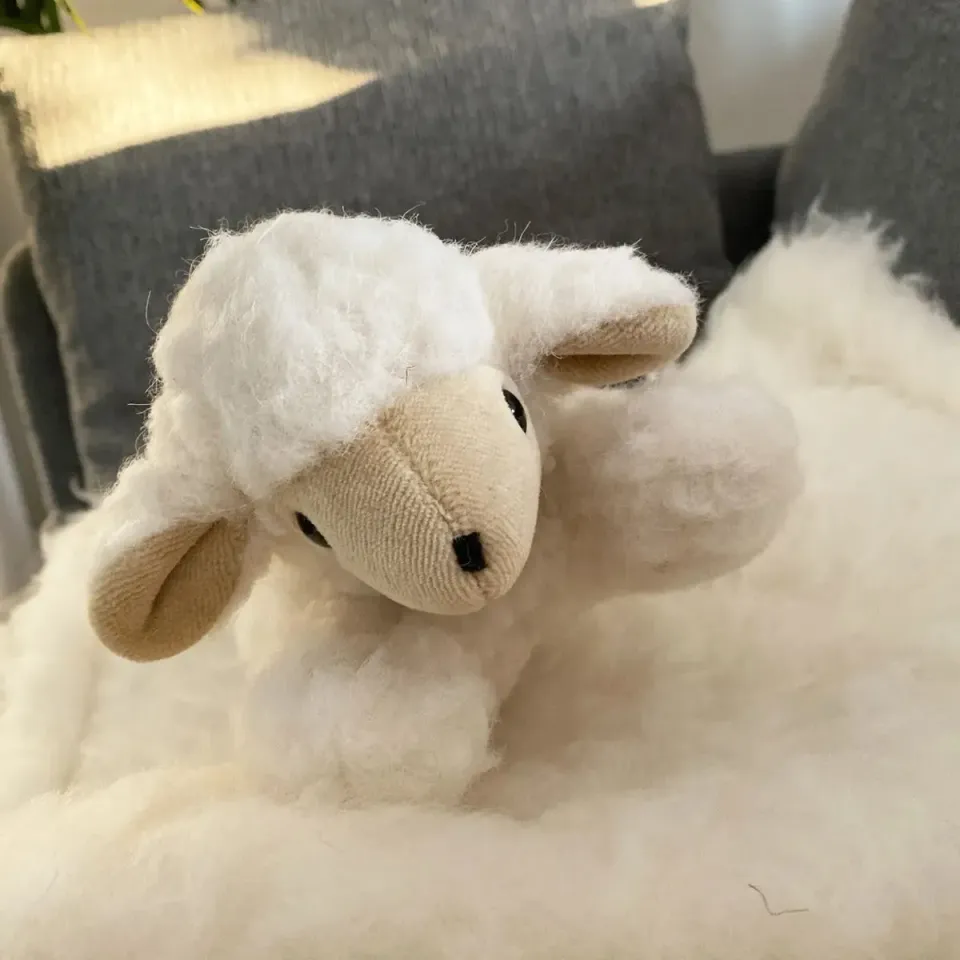 Saling mini doudou agneau pure laine vierge