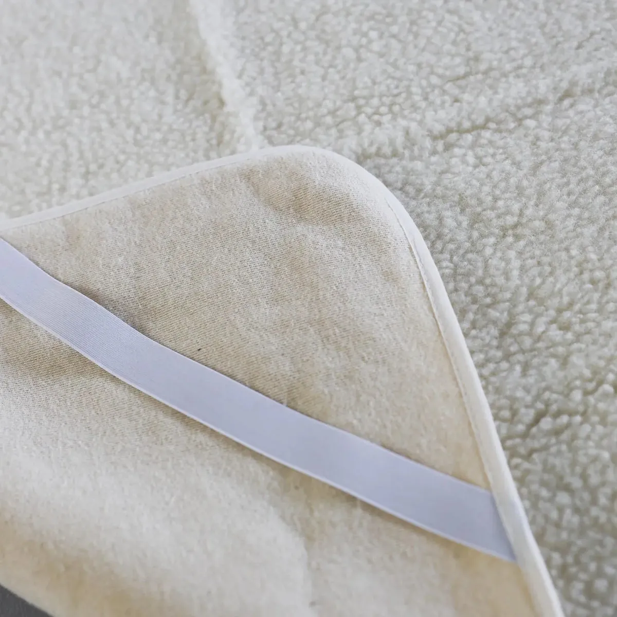 Sassoupi surmatelas fin laine vierge respirant