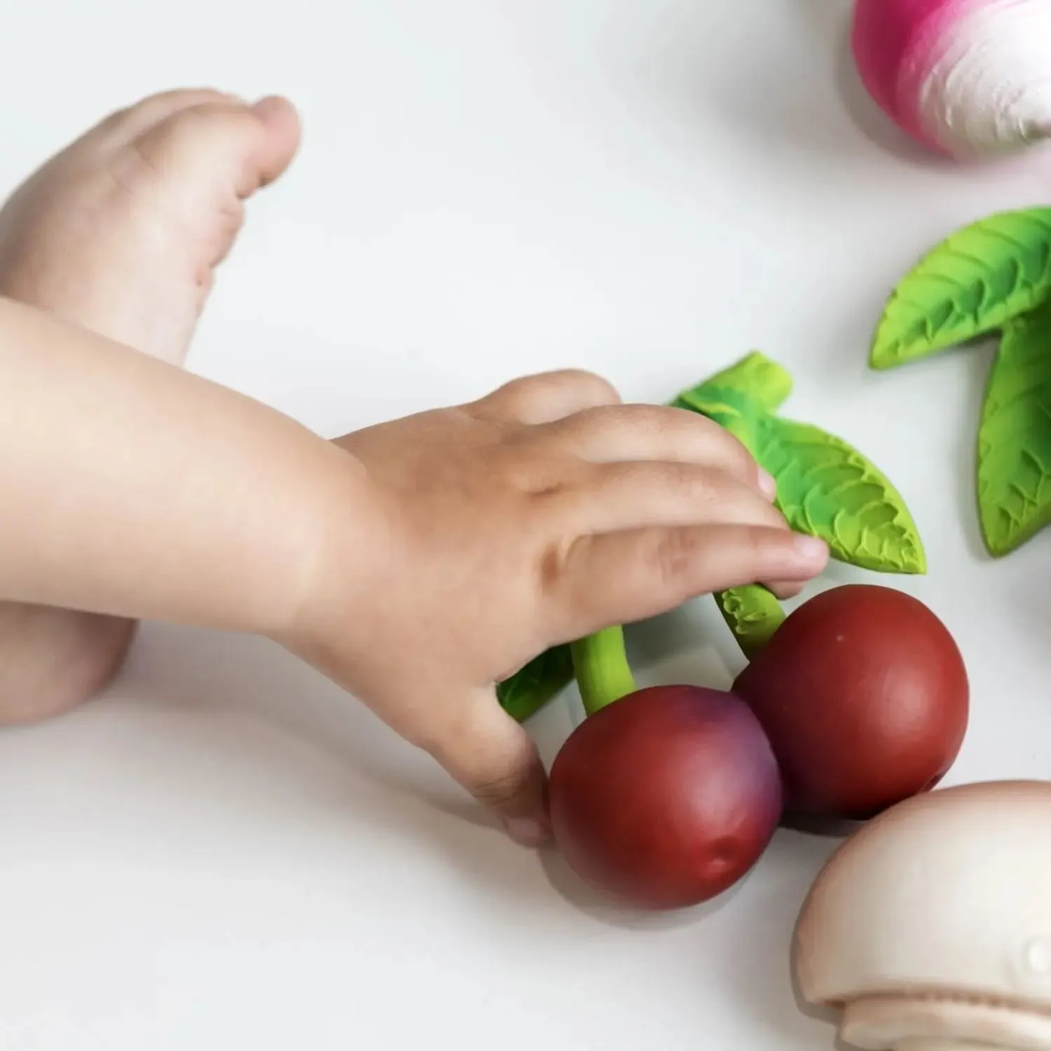 LiliNappy Fresh Bite Oli&Carol coffret naissance 3 jouets dentition