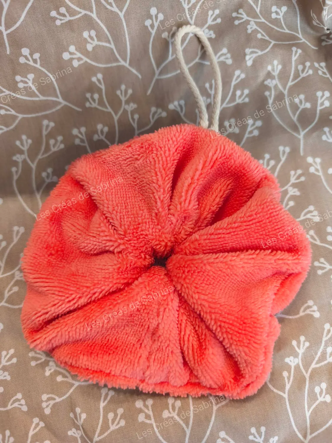 Les Créas de Sabrina fleur de douche cordon suspension