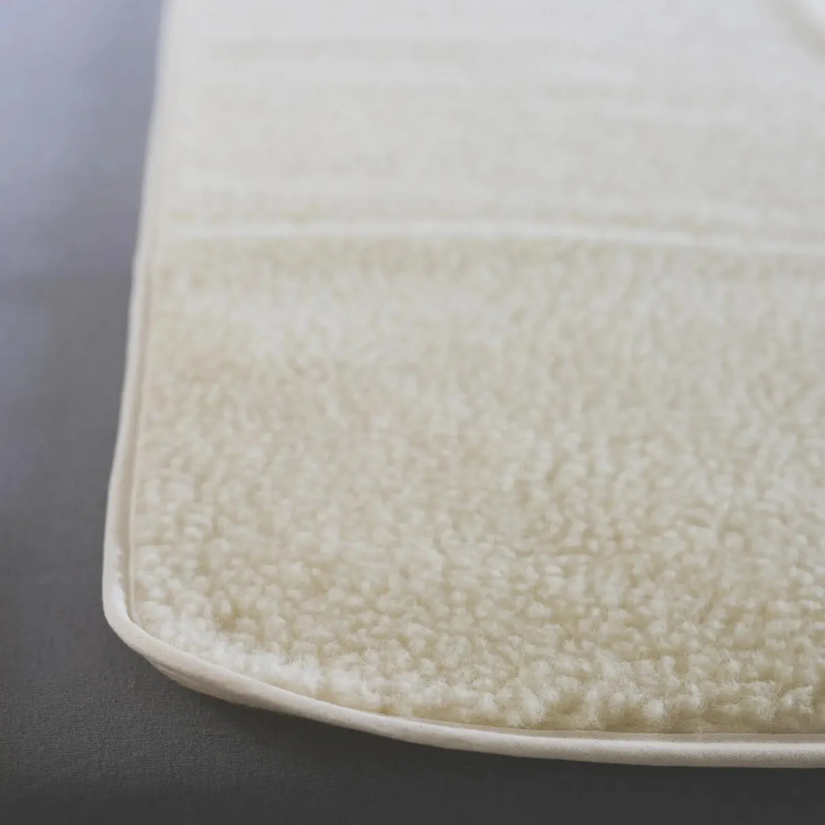 Sassoupi surmatelas fin laine vierge naturel
