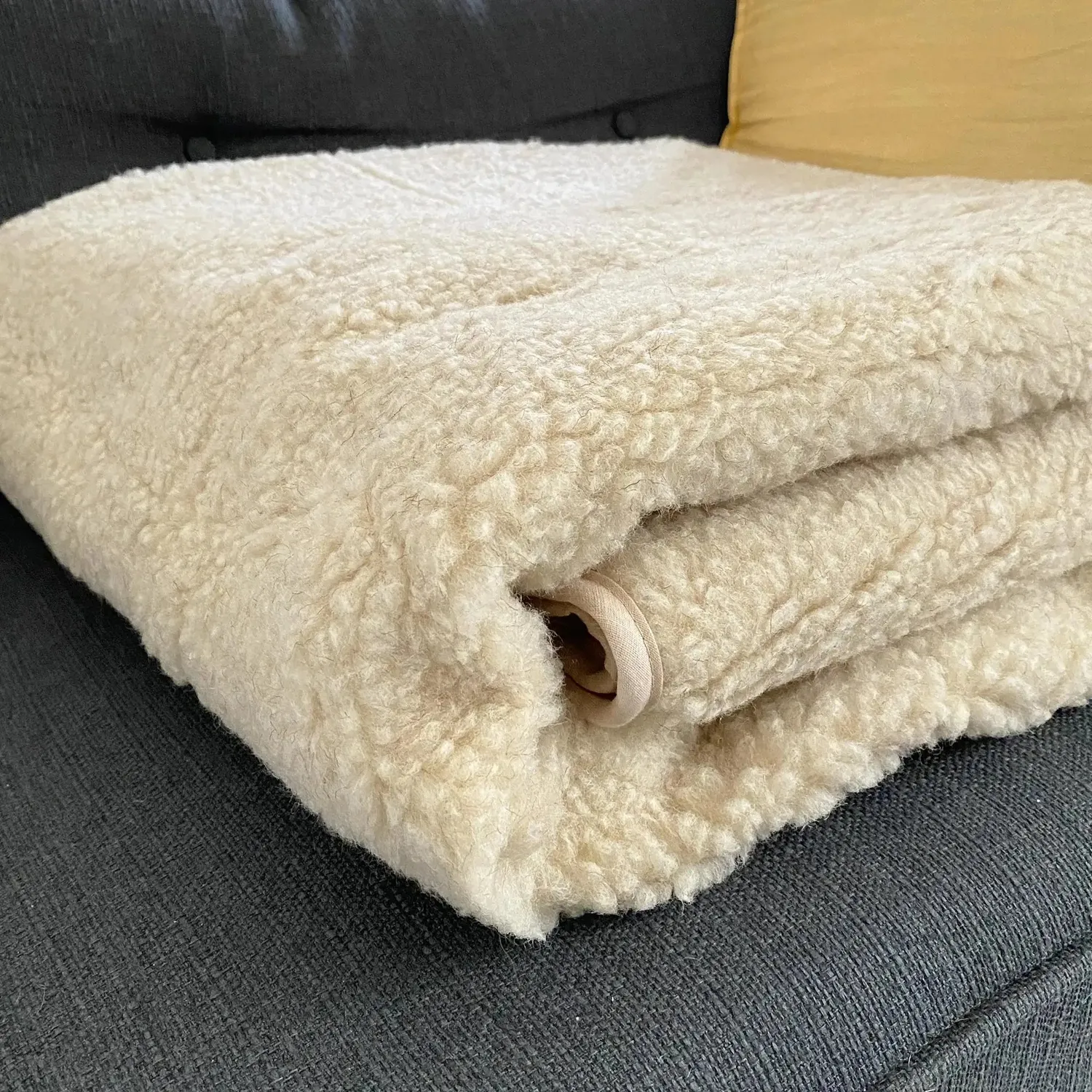 Sassoupi couverture laine vierge naturel