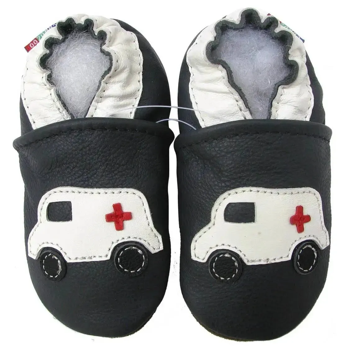 Carozoo Bunny chaussons cuir souple fond rouge